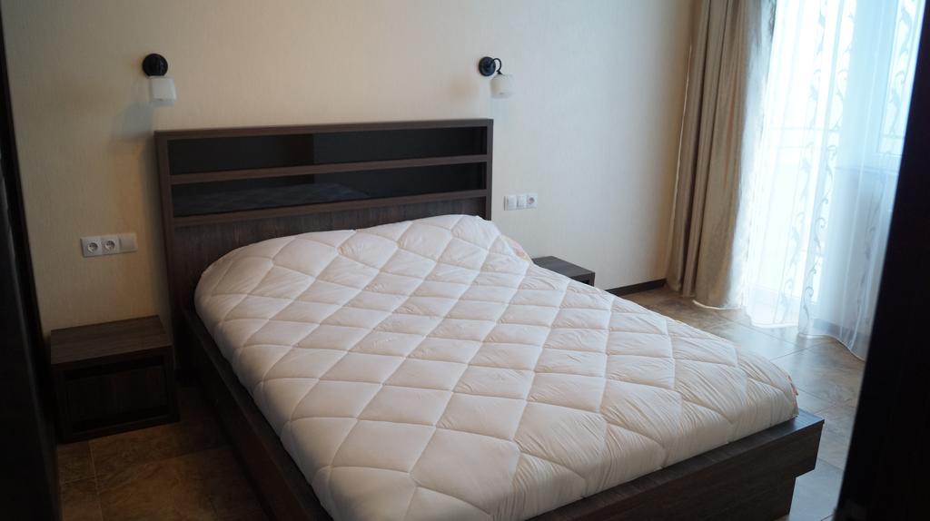 באטומי Apartment Anri 16A Inasaridze Street מראה חיצוני תמונה