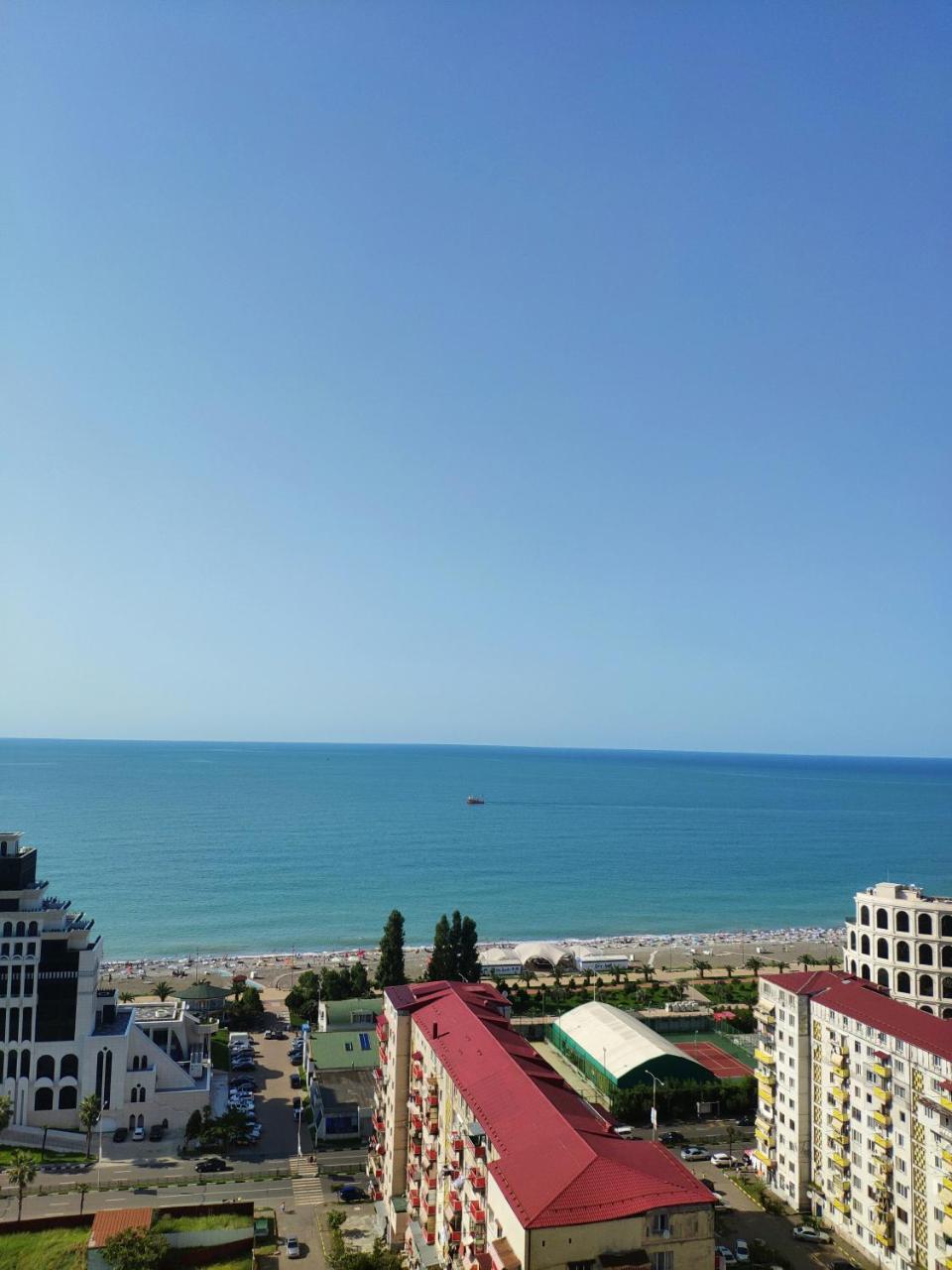 באטומי Apartment Anri 16A Inasaridze Street מראה חיצוני תמונה